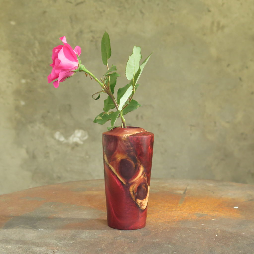 Image décrivant l'exposant : CHRISTEL DORDAIN CARESSE