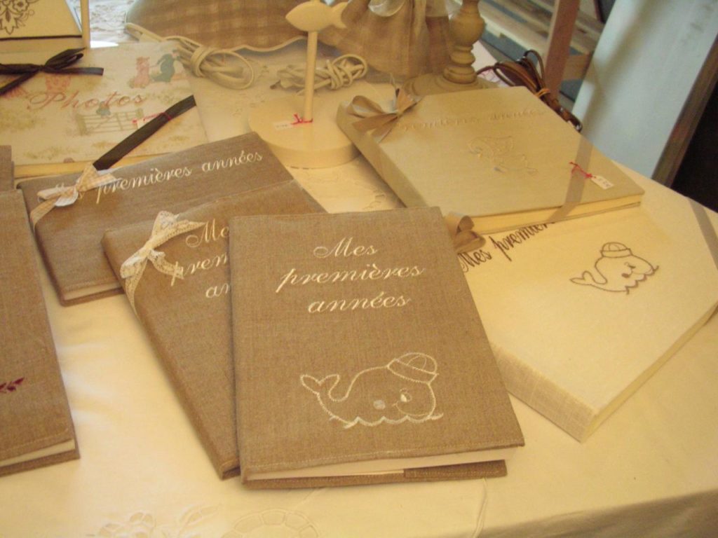 Image décrivant l'exposant : HISTOIRE DE FAMILLE